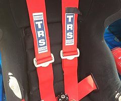 6 point harness x2
