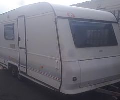 4/5 berth caravan for sale