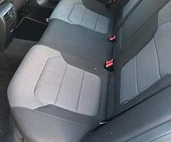 12 Volkswagen Passat TDI - Image 8/9