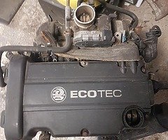 Two engines for parts - Image 3/5