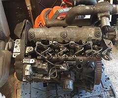 Two engines for parts - Image 4/5