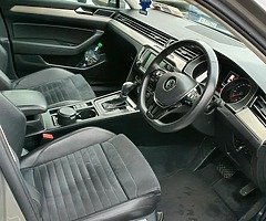 VW passat highline in excellent condition 104000km 2016 year