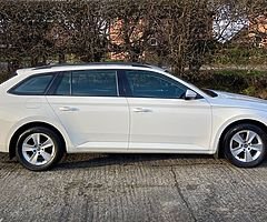 2016 SKODA SUPERB 1.6TDI S ESTATE (£20 ROAD TAX) - Image 3/5
