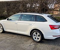 2016 SKODA SUPERB 1.6TDI S ESTATE (£20 ROAD TAX) - Image 4/5