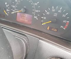 Cheap Mercedes E200
