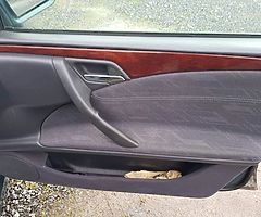 Cheap Mercedes E200 - Image 6/9