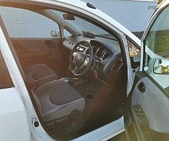 05 honda fit/jazz automatic - Image 4/5