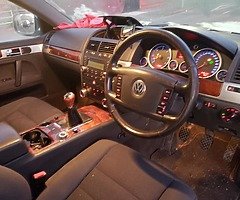 VW TOUAREG 2.5 DIESEL 6 SPEEDS MANUAL - Image 7/8