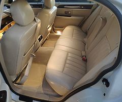 2007 Lincoln Towncar Signature Crystal only 9k - Image 9/10