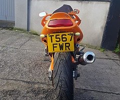 Kawasaki ZX9R - Image 5/7