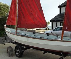 Drascombe Longboat in original condition with Yamaha 5HP outboard. Ready for the summer. Boat. Sail - Image 1/4