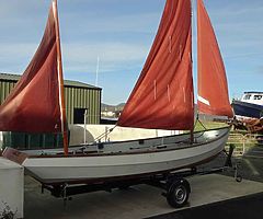 Drascombe Longboat in original condition with Yamaha 5HP outboard. Ready for the summer. Boat. Sail - Image 4/4