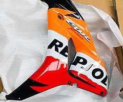 07 repsol blade mid fairings - Image 4/4