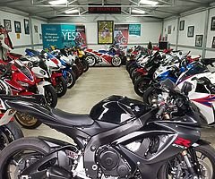 MOTORCYCLES - Image 6/10