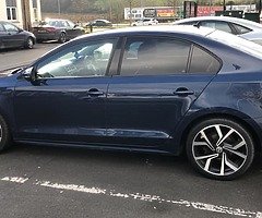 Volkswagen Jetta - Image 4/6