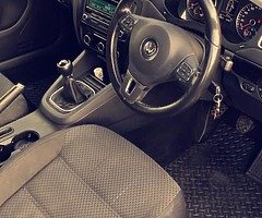 Volkswagen Jetta - Image 5/6