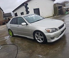 Toyota altezza