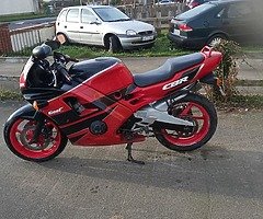 CBR 600 F2