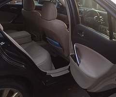 Lexus is 2.2 dizel - Image 4/10