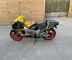 1997 Suzuki GSX-R - Image 5/7