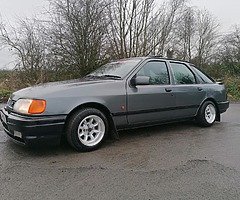 Ford Ford Sierra · Hatchback