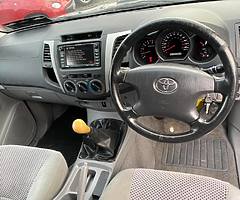 2008 Toyota Hilux with DOE - Image 8/10