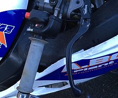 Suzuki GSXR 750 k4/5 breaking, all parts available - Image 4/10