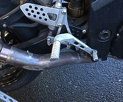 Suzuki GSXR 750 k4/5 breaking, all parts available - Image 8/10
