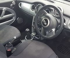 2004 Mini Cooper 1.6 - Image 3/3
