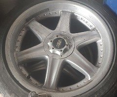 Hyundai jeep 20"alloys wheels