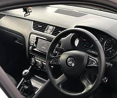 141 Skoda Octavia 1.6Diesel Exclusive swap - Image 8/10