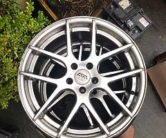 19” Memphis