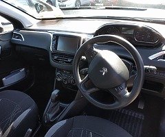 Peugeot 208 [hidden information]km Diesel - Perfect Condition - Image 4/5