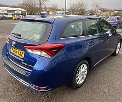 2016 TOYOTA AURIS BUSINESS EDITION HYBRID - Image 3/10