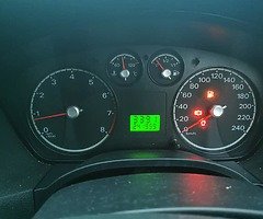 Ford focus 1.4 petrol 2005 - Image 9/9