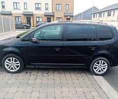 Volkswagen Touran 2014 AUTOMATIC - Image 3/10