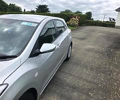 Hyundai i30 1.6 crdi - Image 3/10