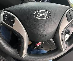 Hyundai i30 1.6 crdi - Image 7/10