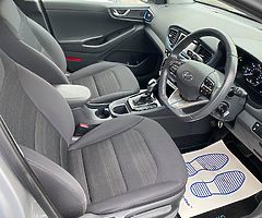 2018 68 HYUNDAI IONIQ SE VAT QUAL - Image 4/10