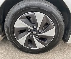 2018 68 HYUNDAI IONIQ SE VAT QUAL - Image 5/10