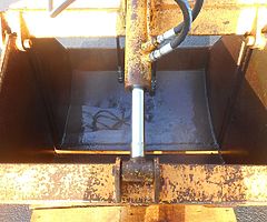 FOR SALE: Clam Shell Rotator Bucket - Image 3/6