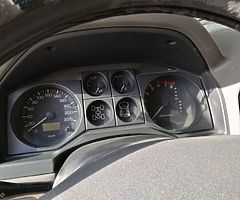 Mitsubishi Pajero 2005 - Image 7/10