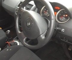 04 Renault Megane 1.4l Petrol - Image 4/8