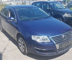 2008 VOLKSWAGEN PASSAT 1.9 TDI DIESEL 5 SPEED FOR BREAKING