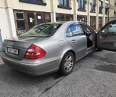 2005 Mercedes-Benz E-Class - Image 4/4