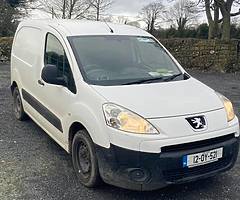 Peugeot partner. 2012. 3 seater - Image 3/4