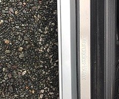 Mercedes Benz e 200 sport - Image 8/8