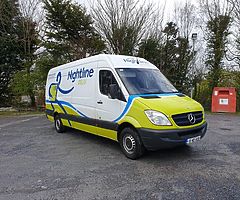 2010 Mercedes Benz Sprinter - Image 4/4