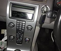 2010 VOLVO S40 2.0 DIESEL - Image 5/6