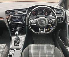 2015 Volkswagen Golf - Image 10/10